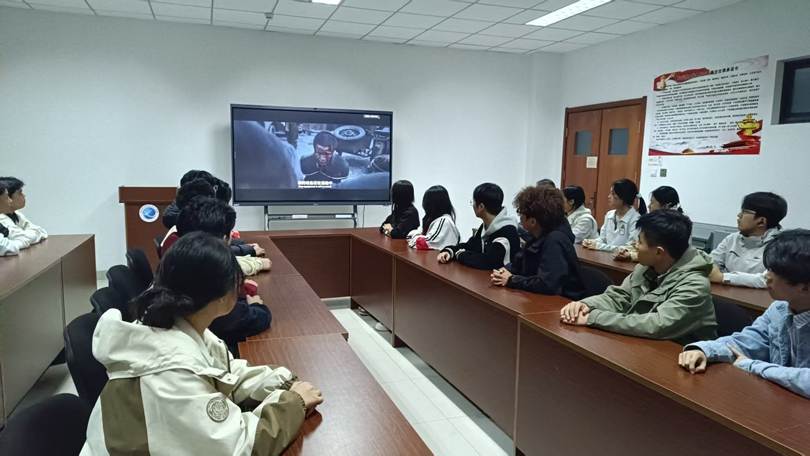 图示, 示意图

中度可信度描述已自动生成:ver1